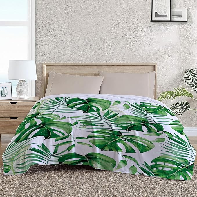 Neatee Living Tropical Leaf Throw Blanket King Size Green White Plant Blanket for Bed Couch Soft Cozy Fuzzy Plush Fleece Blanket Large Oversized Decorative Spring Summer Gift Blanket 90x108