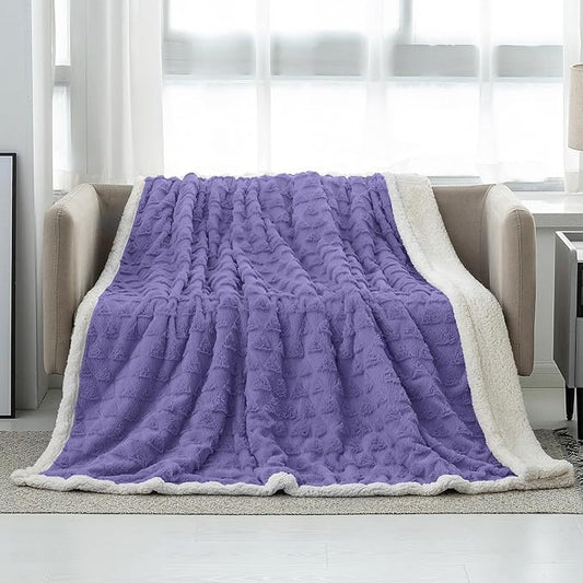 LOMAO Throw Blanket for Couch - Fleece & Faux Fur Sherpa Blanket, Cozy Gift Throw for Bed, Sofa (60x80, Purple)