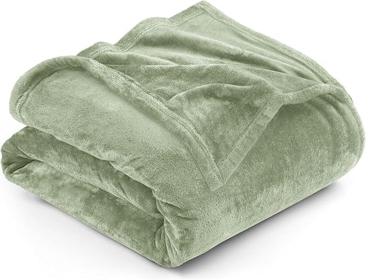 Utopia Bedding Fleece Blanket Full Size Sage Green 300GSM Luxury Fuzzy Soft Anti-Static Microfiber Bed Blanket (90x84 Inch)