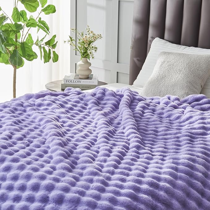 NEWCOSPLAY Faux Fur Twin Blanket Lavender Bubble Blanket Thick Warm Soft for Couch Sofa Bed 550GSM (Lavender, Twin(60"x80"))
