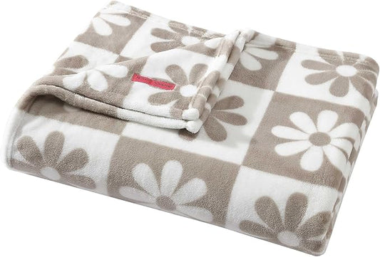 Betsey Johnson - Throw, Ultra-Soft Plush Blanket, Use for Couch, Bed, or Lounges, Dorm Essentials (Daisy Check White, 50" x 70")
