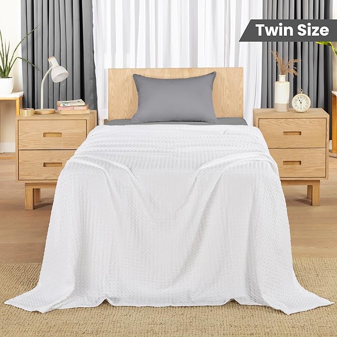 Utopia Bedding White 100% Cotton Waffle Blanket 300 GSM [Twin - 90x72 Inch] Soft Lightweight Breathable Bed Blanket for All Season