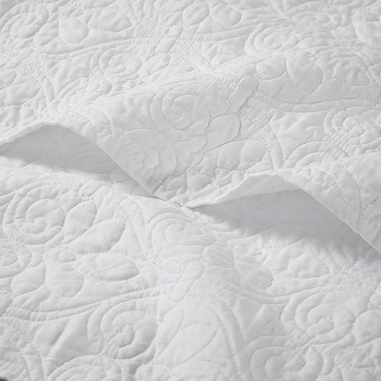 Madison Park Quebec Oversized Quilted Throw in White Finish MP50-2986, 60"x70"