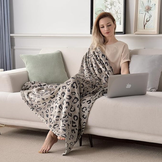 SOCHOW Three-Dimensional Leopard Print Flannel Fleece Throw Blanket, Lightweight Super Soft Cozy Plush Blanket for Couch Bed, 60 x 80 Inches, Chocolate Leopard