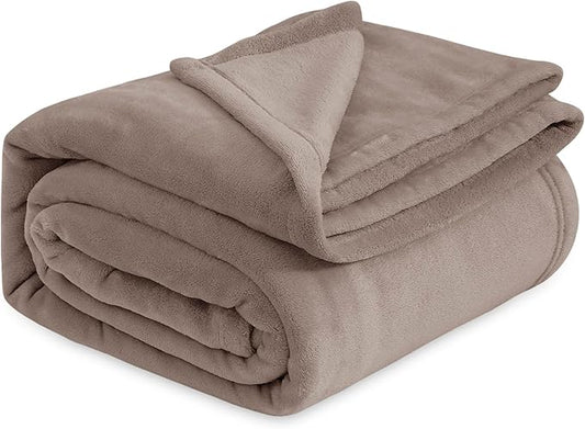 Bedsure Fleece King Size Blankets for Bed Mocha Brown - Soft Lightweight Plush Cozy Fuzzy Luxury Microfiber, 108x90 inches