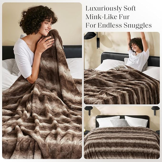 Zuri Ultra-Soft Poly Fur Reversible Plush Blanket - All Season & Lightweight Fuzzy Blanket for Bed, Couch & Sofa - Twin/Twin XL Brown