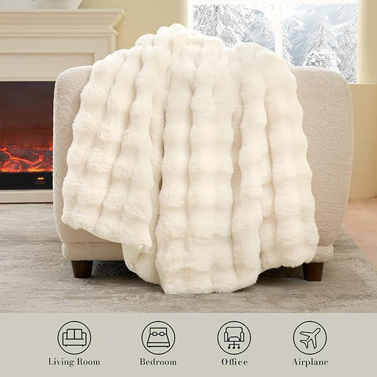 Amélie Home Faux Fur King Size Blanket, Fuzzy Soft Plush Thick Bubble Blanket for Bed Sofa Bedroom Living Room, 108 x 90 Inches, Cream White
