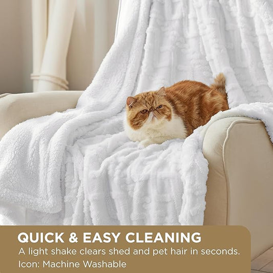 Bedsure Sherpa Fleece Blanket Twin Size for Bed - Fuzzy Soft Cozy Cable Throw for Couch, Thick Warm Blankets for Winter, White, 60x80 Inches