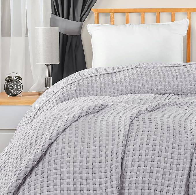 Utopia Bedding Silver 100% Cotton Waffle Blanket 300 GSM [Twin - 90x72 Inch] Soft Lightweight Breathable Bed Blanket for All Season