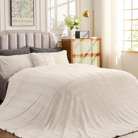Oversized King Fleece Blanket 120x120 Inches, Seamless Soft Cozy 3D Jacquard Flannel Blanket 10'x10' Extra Large for Bed, Sofa, Couch, Travel & Camping, California King Throw, Beige