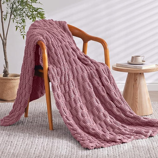 Knitted Weighted Blanket for Adult, No Beads Heavy Blanket 60” x 80'' 10lbs, Breathable Chunky Knit Blanket, Cooling Weighted Blanket for Hot Sleepers, Christmas Home Decor (Pink)