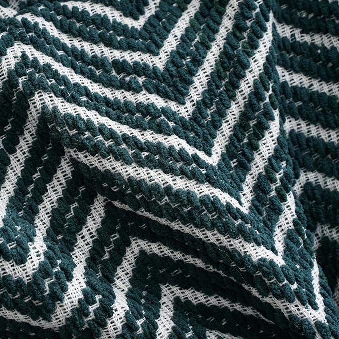 BATTILO HOME Dark Green Throw Blanket for Couch, Decorative Knit Green Blanket for Bed, Super Soft Warm Christmas Green Throws for Fall Winter Home Decor, 50"x60"