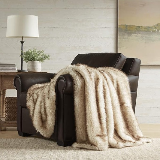 Hyde Lane Faux Fur Throw Blanket - Ultra Long Pile, Luxury Fluffy Fox Golden with Brown Tipped Throws for Couch Sofa Decoration, Fuzzy Plush Blankets for Women, 50x60