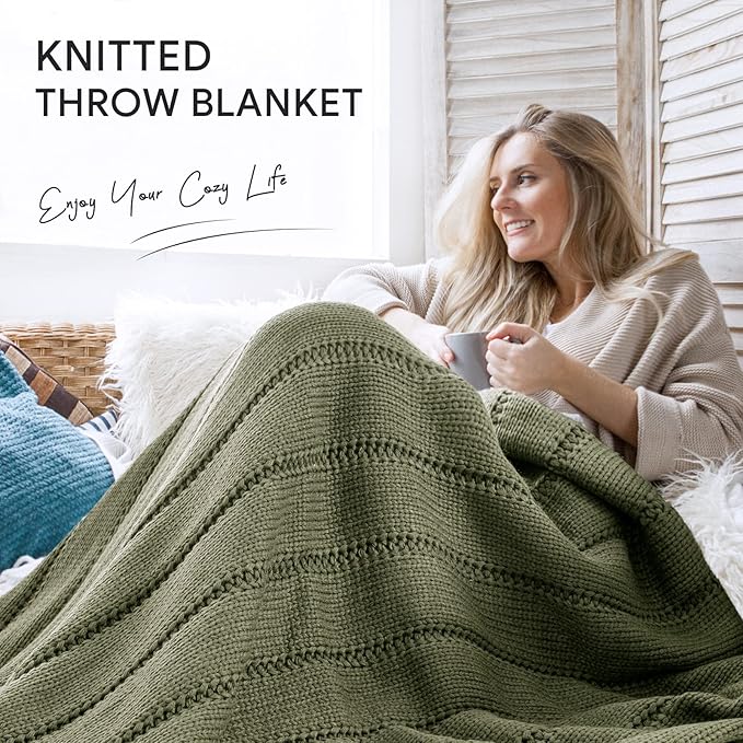 RECYCO Cable Knit Moss Green Throw Blanket for Couch, Super Soft Warm Cozy Decorative Knitted Throw Blanket 2.3LB for Bed, Sofa, Chair 50"x60"
