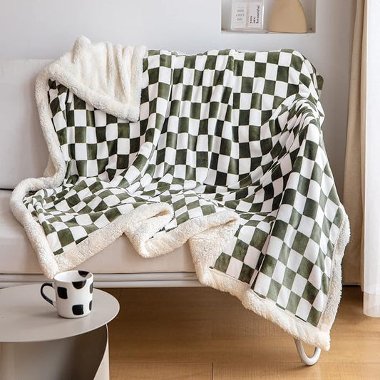LOMAO Sherpa Throw Blanket Fleece Blanket with Checkered Pattern Soft Thick Blanket for Couch, Bed, Sofa Luxurious Warm and Cozy for All Seasons (Dark Olive, 51"x63")