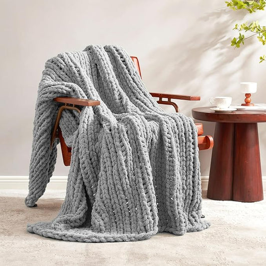 Amélie Home Chunky Knit Throw Blanket for Couch, Soft Chenille Crochet Blanket for Children, 40"x50", Light Grey