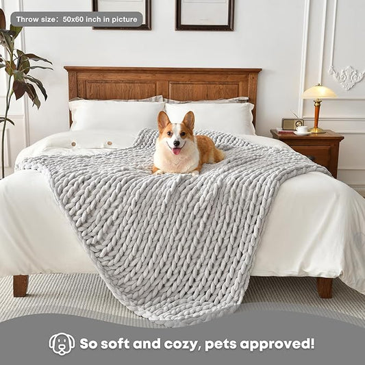 Soft Chunky Knit Blanket, 50X60 in Handmade Thick Chenille Yarn Throw Without Shedding & Raveling, Aesthetic & Cozy Home Decor with Couch Sofa Bed, Gift Pack, Light Grey