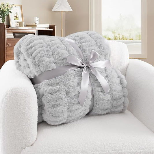 Ultra-Soft Faux Rabbit Fur Throw Blanket 50"x60", Cozy Fuzzy & Plush Throw for Couch & Bed Home Decor, Super Warm Fluffy Blanket for Women - Light Grey