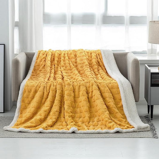 LOMAO Throw Blanket for Couch - Fleece Blankets & Throws Faux Fur Blanket Soft Fuzzy Sherpa Blanket Cozy Throws Gift Throw Blankets for Bed,Sofa (50x60,Yellow)