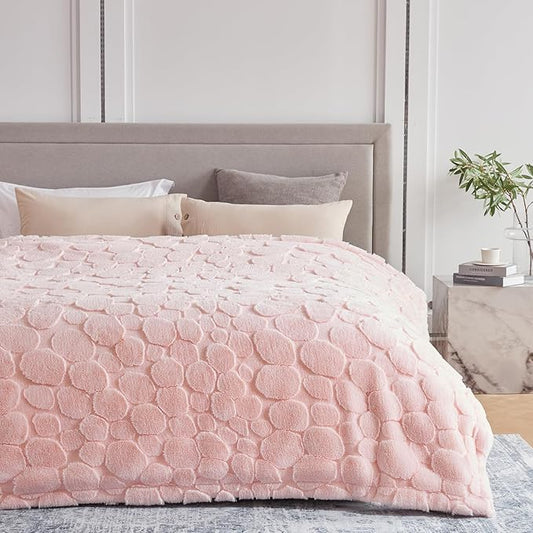 50x70 Inches Ultra-Soft Fuzzy Faux Fur Plush Throw Blanket - Thick, Warm Sherpa for Couch, Sofa, Bedroom, Camping - Decorative Blanket for Cozy Warmth, 680 GSM Cloud Light Pink
