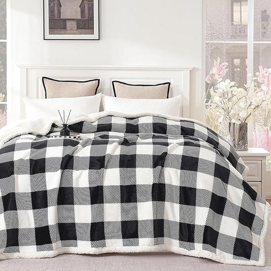 PU MEI Sherpa Fleece Throw Blanket 60" x 80" Reversible Plush Fluffy Large Big Blanket Lattice Flannel Blankets for All Season Use, Black and White