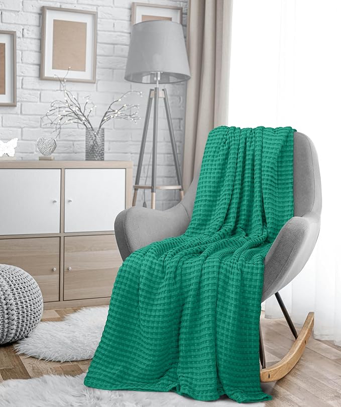 Utopia Bedding Emerald Green 100% Cotton Waffle Blanket 300 GSM [King - 90x108 Inch] Soft Lightweight Breathable Bed Blanket for All Season
