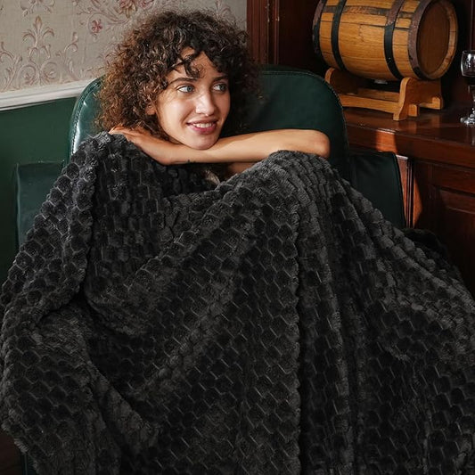 PHF Ultra Soft Flannel Fleece Throw Blanket, Lightweight 3D Jacquard Fleece Blanket, No Shedding, No Pilling, Luxury 340GSM Aesthetic Fluffy Cozy Throws for Couch Room Decor, 50"x60", Dark Grey