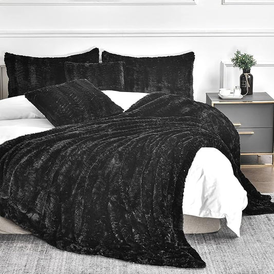 YUSOKI Luxury Faux Fur Twin XL Blanket for Twin XL Bed 2 Layers,5.2lb,All Ages,Home Decoration Without Pillows(Black,63"x90")