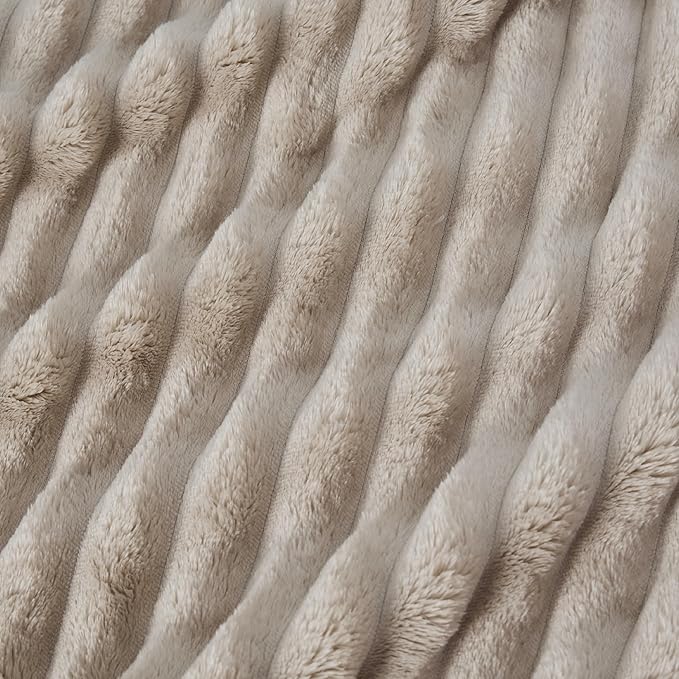 Bedsure California King Size Blanket for Bed - GentleSoft Cozy Soft Blankets for Women, Cute Large Throws for Girls, Linen, 102x96 Inches