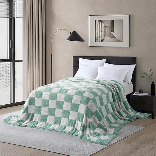 Oversized King Checkered Blanket for Couch - Super Soft Extra Large Throw Blankets for Bed， Fluffy Fuzzy Plush Lightweight Cozy Blanket，120" x 120",Sage Green
