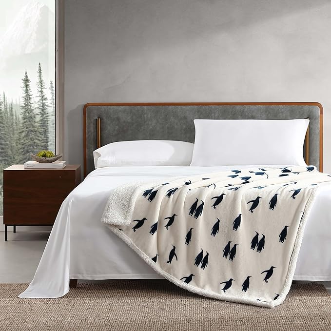 Eddie Bauer - Blanket, Super Soft Reversible Sherpa & Brushed Fleece Bedding, Throw Blankets for Couch, Ideal for Lounging (Emperor Penguin)