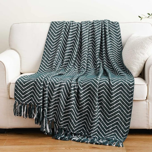 BATTILO HOME Dark Green Throw Blanket for Couch, Decorative Knit Green Blanket for Bed, Super Soft Warm Christmas Green Throws for Fall Winter Home Decor, 50"x60"