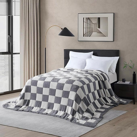 Oversized King Checkered Blanket for Couch - Super Soft Extra Large Throw Blankets for Bed， Fluffy Fuzzy Plush Lightweight Cozy Blanket，120" x 120", Grey