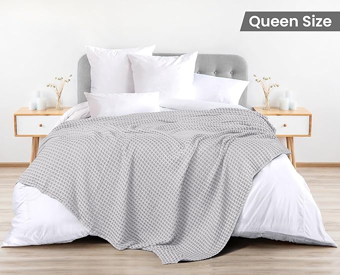 Utopia Bedding Silver 100% Cotton Waffle Blanket 300 GSM [Queen - 90x90 Inch] Soft Lightweight Breathable Bed Blanket for All Season