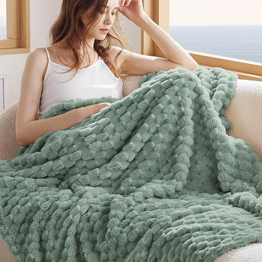 Bedsure Cozy Throw Blanket for Women - Soft Throw Blankets for Couch, Cute Small Fleece Gifts for Girls, Sage Green, 50x60 Inches
