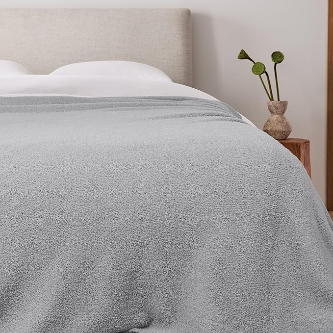 JOOJA Grey Blanket Warm Queen Size Fuzzy Knitted Blanket, Oversized Luxury Bed Blankets, Soft Queen Blanket for Bed, Lightweight Plush Blanket Queen Size for Cozy Nights (Grey, 90x90)