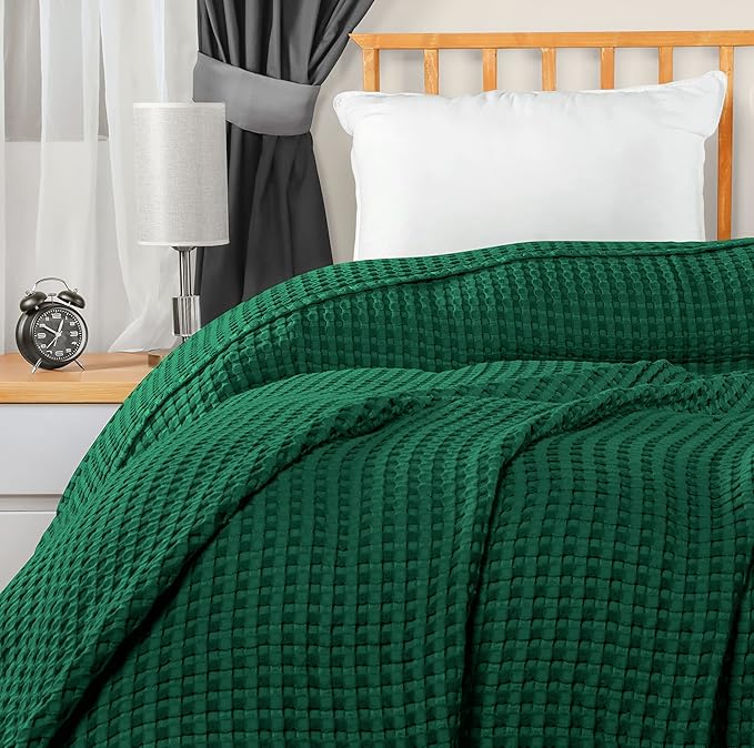 Utopia Bedding Forest Green 100% Cotton Waffle Blanket 300 GSM [King - 90x108 Inch] Soft Lightweight Breathable Bed Blanket for All Season