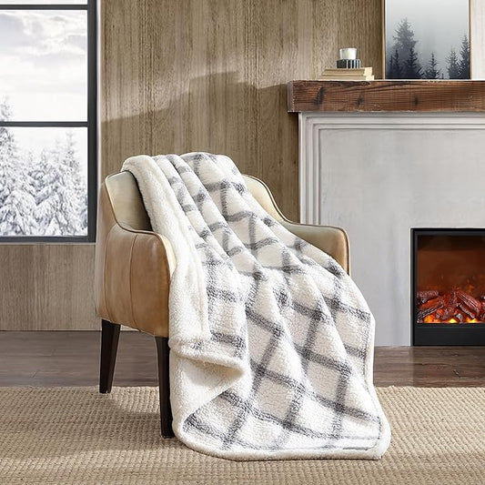 Eddie Bauer - Blanket, Super Soft Reversible Sherpa & Brushed Fleece Bedding, Throw Blankets for Couch, Ideal for Lounging (Bunkhouse Beige/Charcoal)
