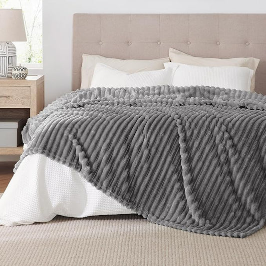 Bedsure Frost Gray Full Blanket for Bed - GentleSoft Cozy Soft Blankets for Women, Cute Large Throws for Girls, 84x90 Inches