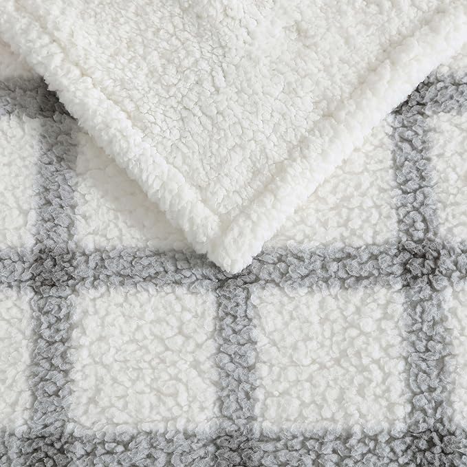 Eddie Bauer - Blanket, Super Soft Reversible Sherpa & Brushed Fleece Bedding, Throw Blankets for Couch, Ideal for Lounging (Bunkhouse Plaid Grey)