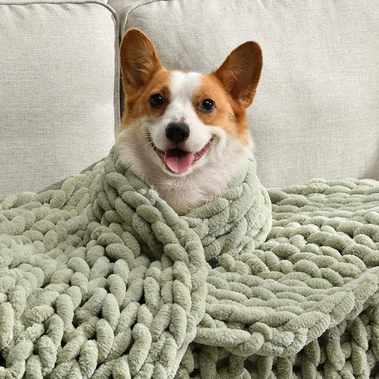 Soft Chunky Knit Blanket, 60X80 in Handmade Thick Chenille Yarn Throw Without Shedding & Raveling, Aesthetic & Cozy Home Decor with Couch Sofa Bed, Gift Pack, Sage Green
