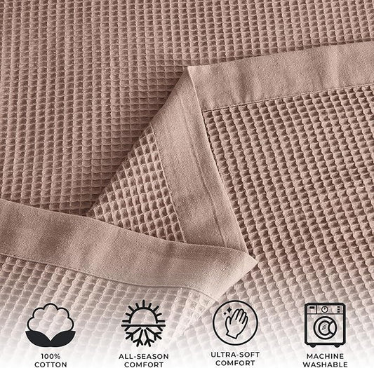 Great Bay Home 100% Cotton Blanket for Twin Size Bed | Lightweight and Breathable Waffle Weave Blankets for Summer & Spring | Versatile, Layering Pink Bed Blanket, Redwood, 90x66 inches