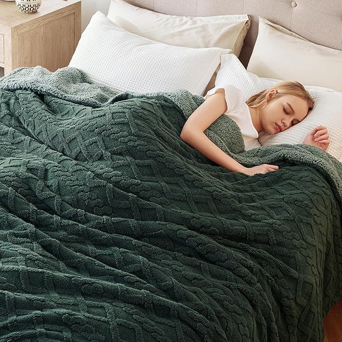 Bedsure Sherpa King Size Blanket for Bed- Fleece Soft Cozy Fuzzy Cable Blankets for Women, Thick Warm for Winter and All Seasons, Dark Green, 108x90 Inches